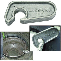 Ken-Tool Rubber-Coated Steel Bead Holder — For Aluminum Wheels, Blue,  Model# 31712